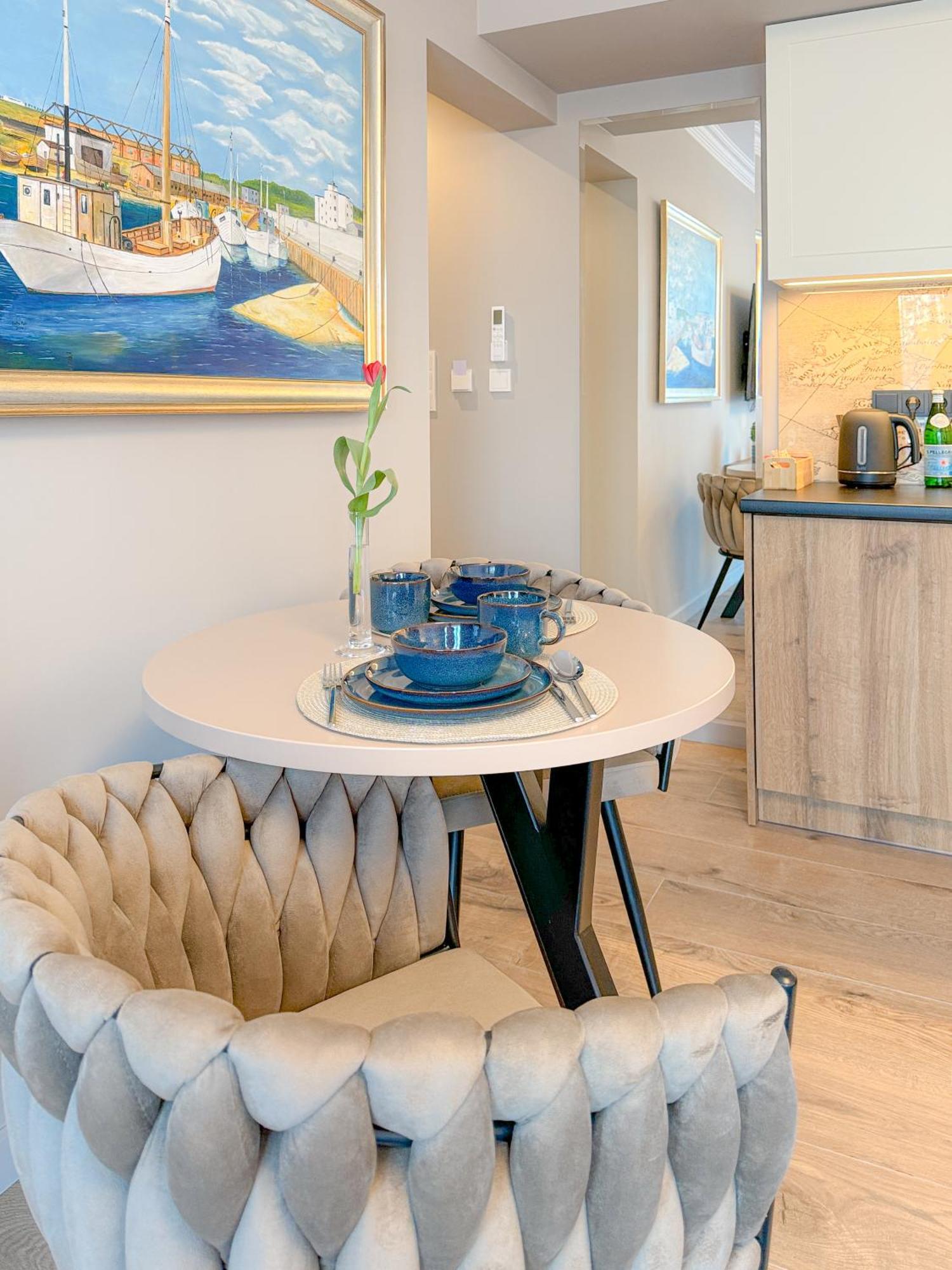 Morze I Sztuka Apartamenty Wladyslawowo Luaran gambar