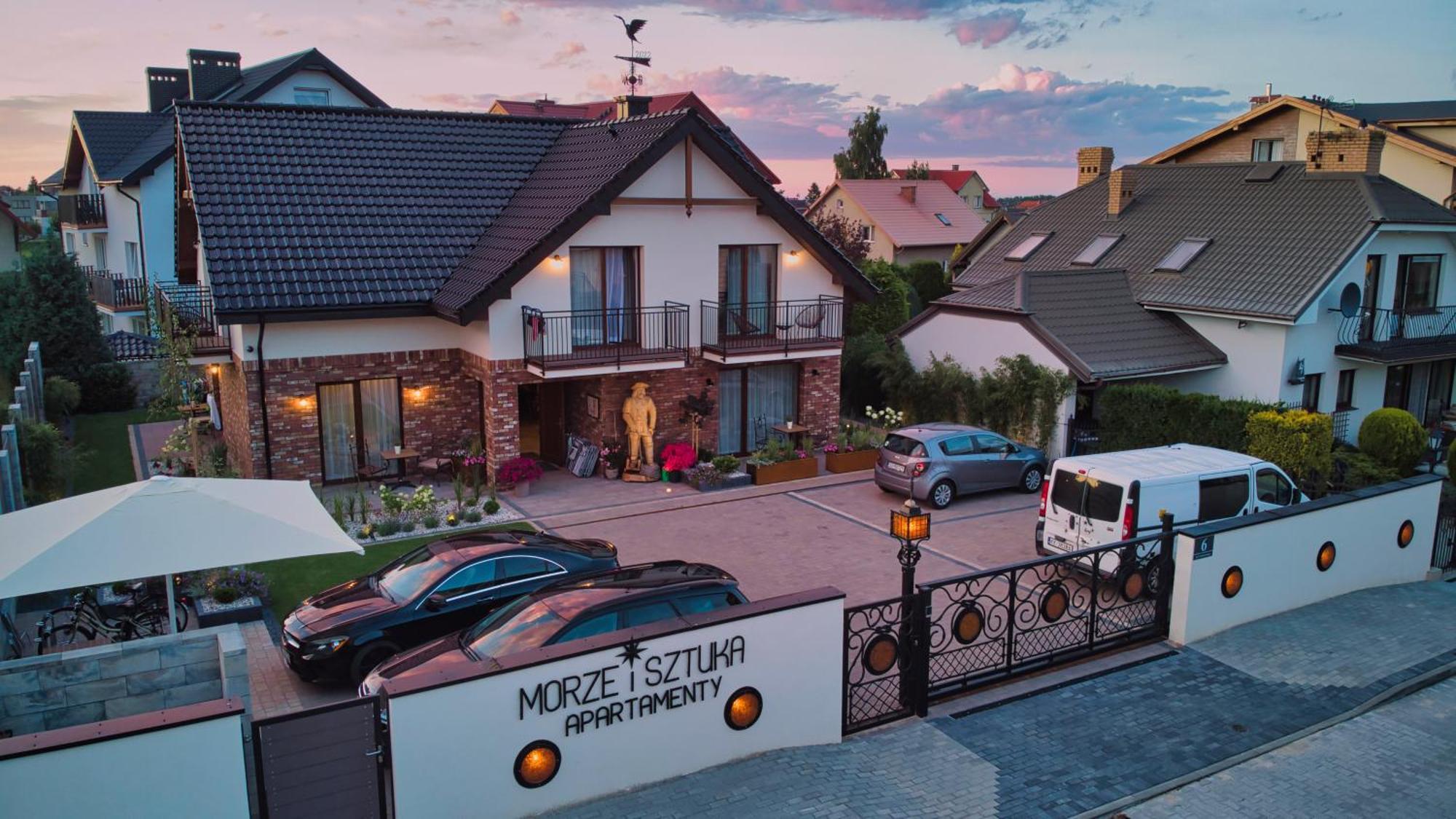 Morze I Sztuka Apartamenty Wladyslawowo Luaran gambar